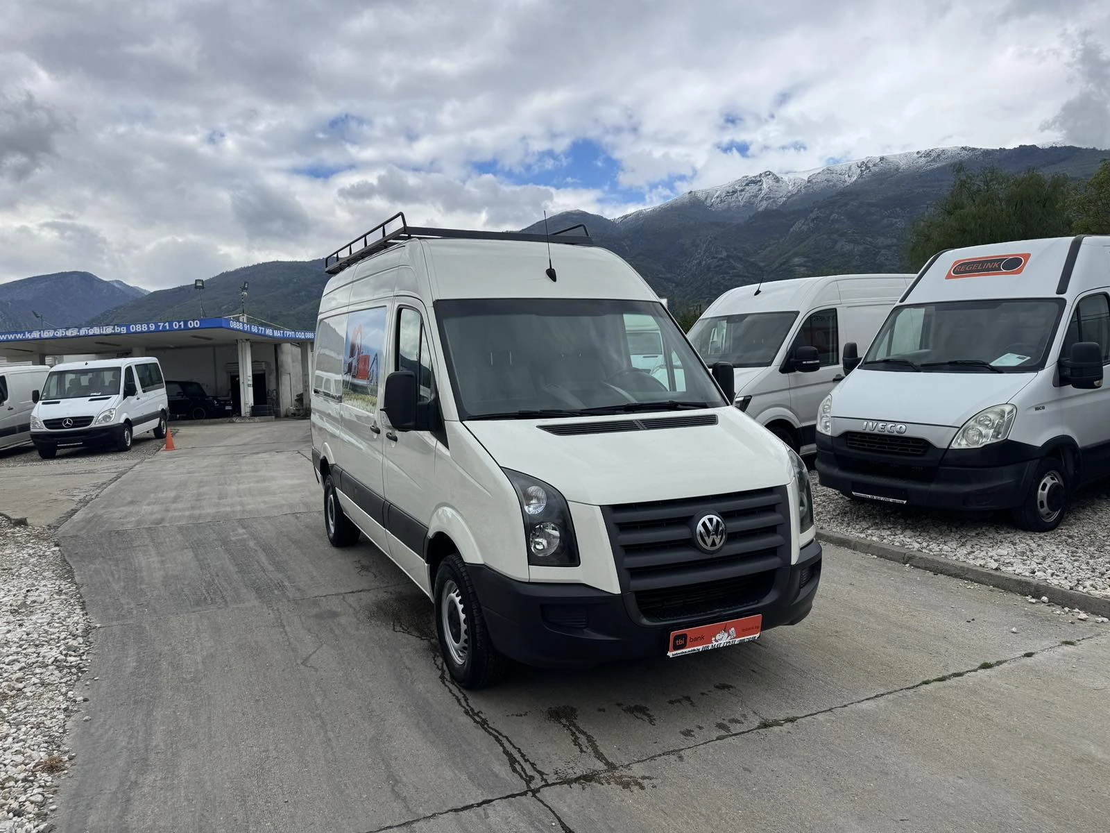 VW Crafter 2.5TDI KLIMATRONIK, снимка 3 - Бусове и автобуси - 54380237