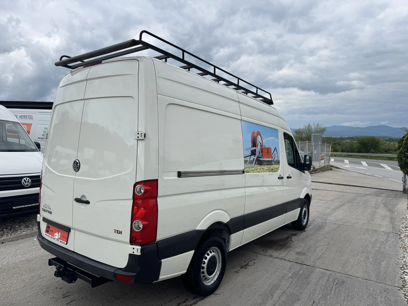 VW Crafter 2.5TDI KLIMATRONIK, снимка 6 - Бусове и автобуси - 54380237