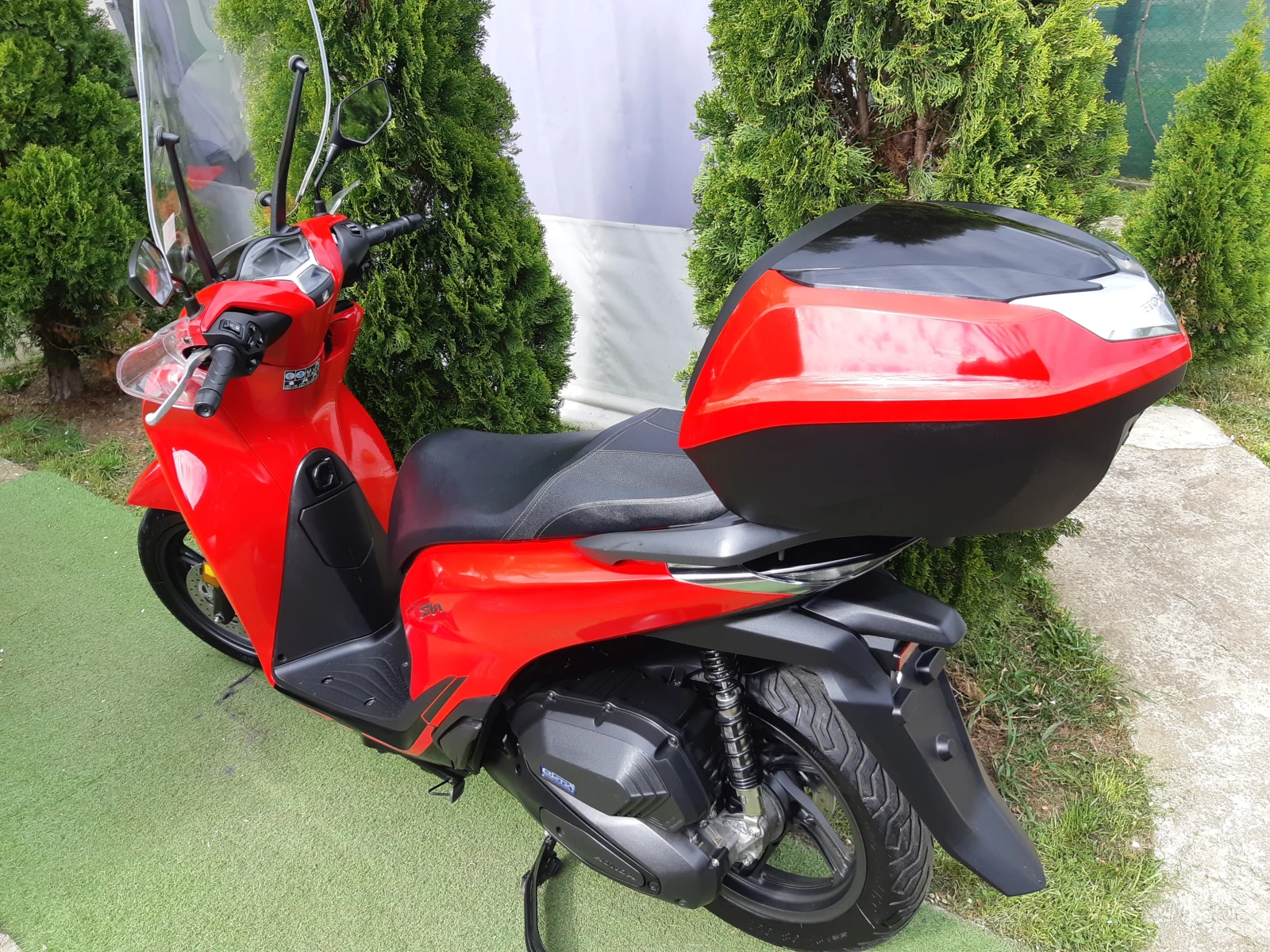 Honda Sh 125i TCS/Abs/ led - изображение 10