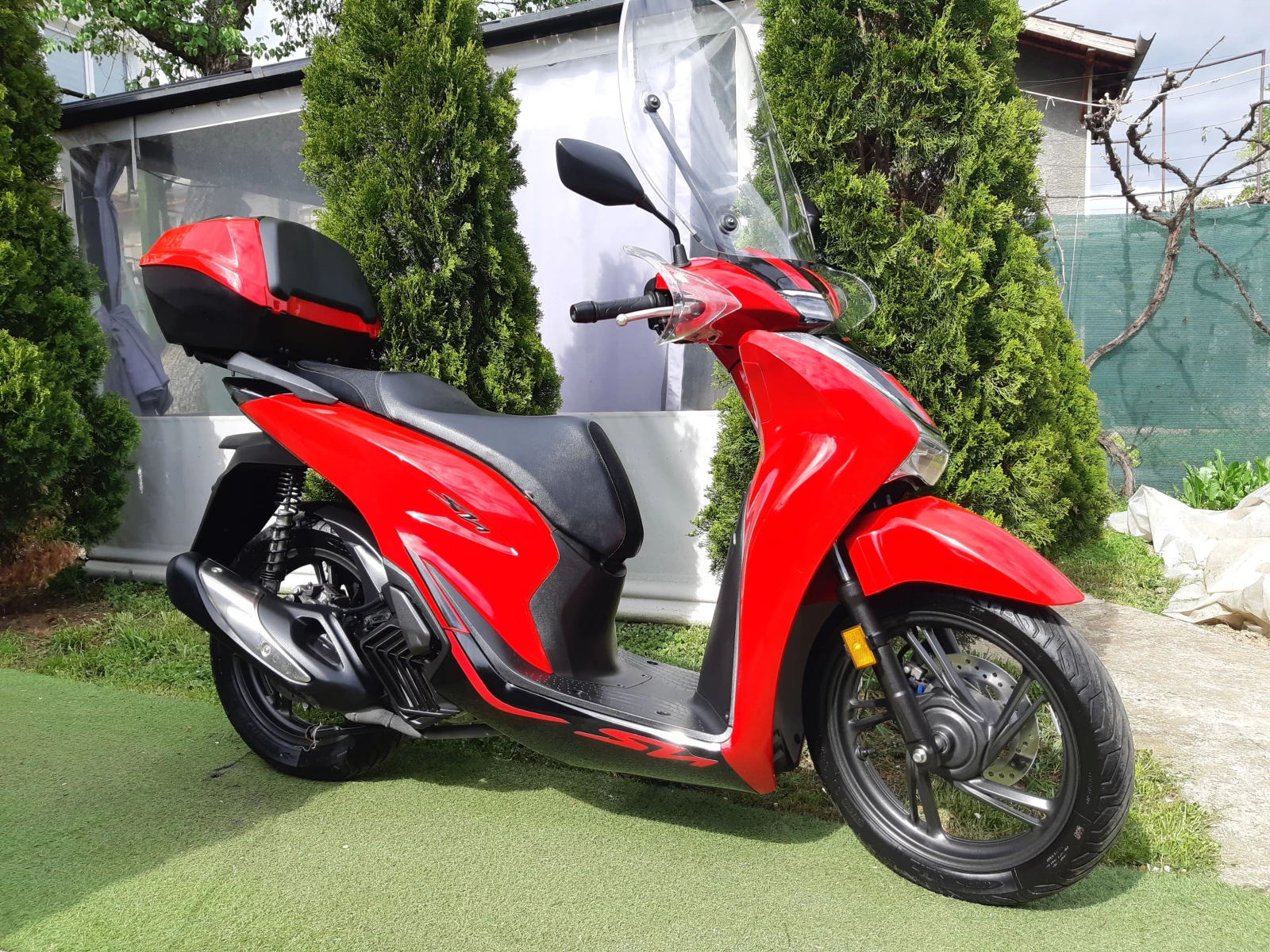 Honda Sh 125i TCS/Abs/ led - изображение 2