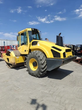 Обява за продажба на Валяк BOMAG BW 216 DH ~ 143 880 лв. - изображение 4