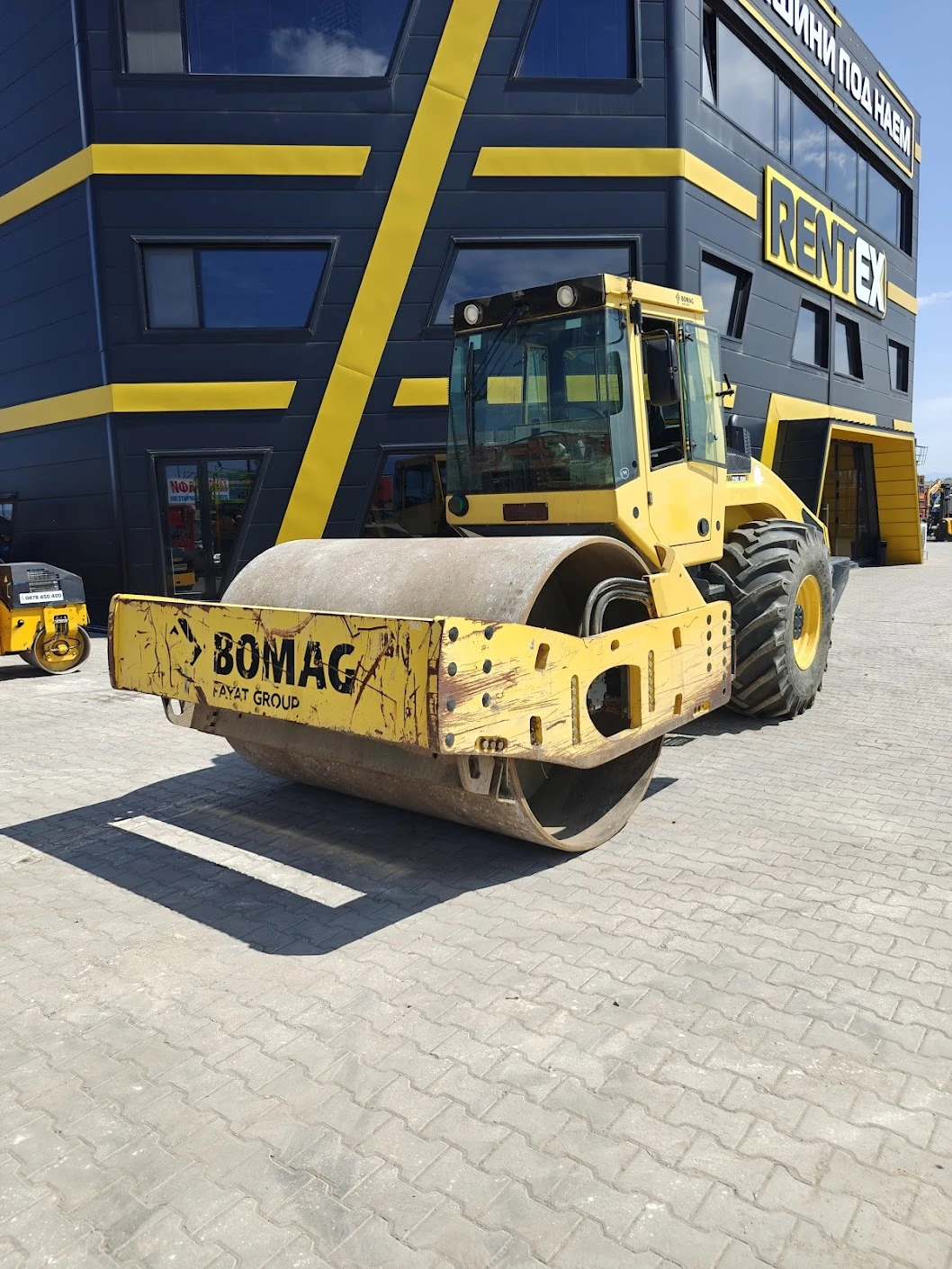 Валяк BOMAG BW 216 DH - изображение 3