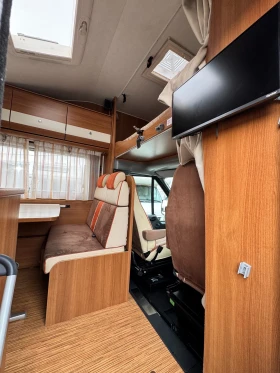 Кемпер Ford Capron A464, снимка 9