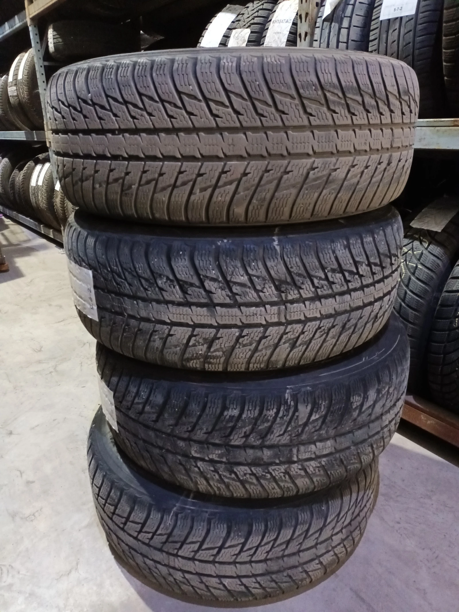 ���� � ������ 225/60R18 | Mobile.bg � ����������� 2