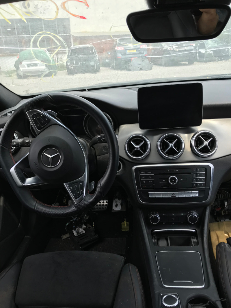 Mercedes-Benz GLA 200 Facelift  , снимка 4 - Автомобили и джипове - 45091709