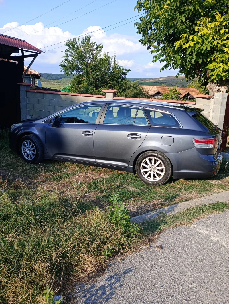 Toyota Avensis, снимка 1 - Автомобили и джипове - 47379165