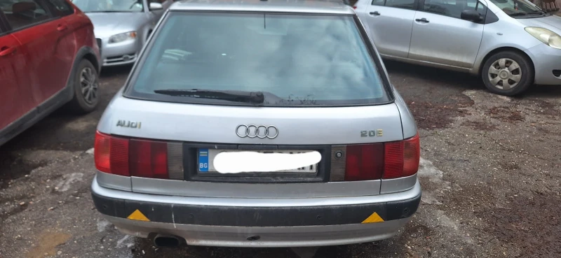 Audi 80 Комби, снимка 2 - Автомобили и джипове - 48617364