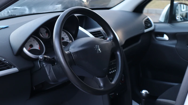 Peugeot 207, снимка 9 - Автомобили и джипове - 48876985