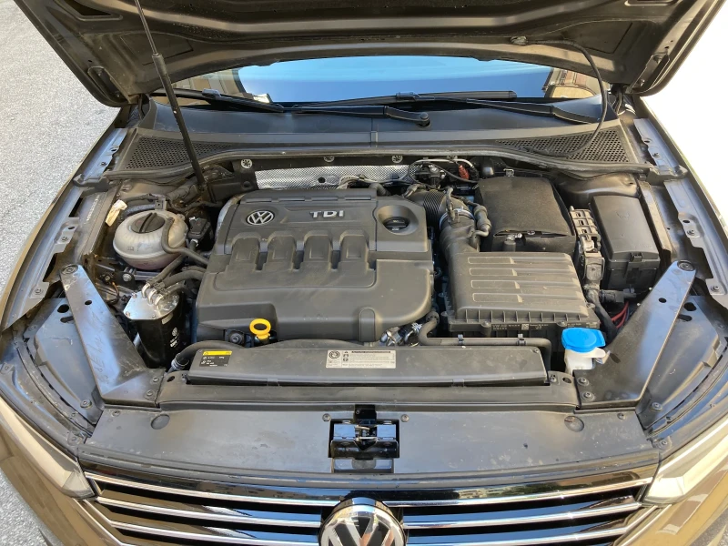 VW Passat 2.0TDI-150k.c. Highline /EURO6/, снимка 14 - Автомобили и джипове - 49474498