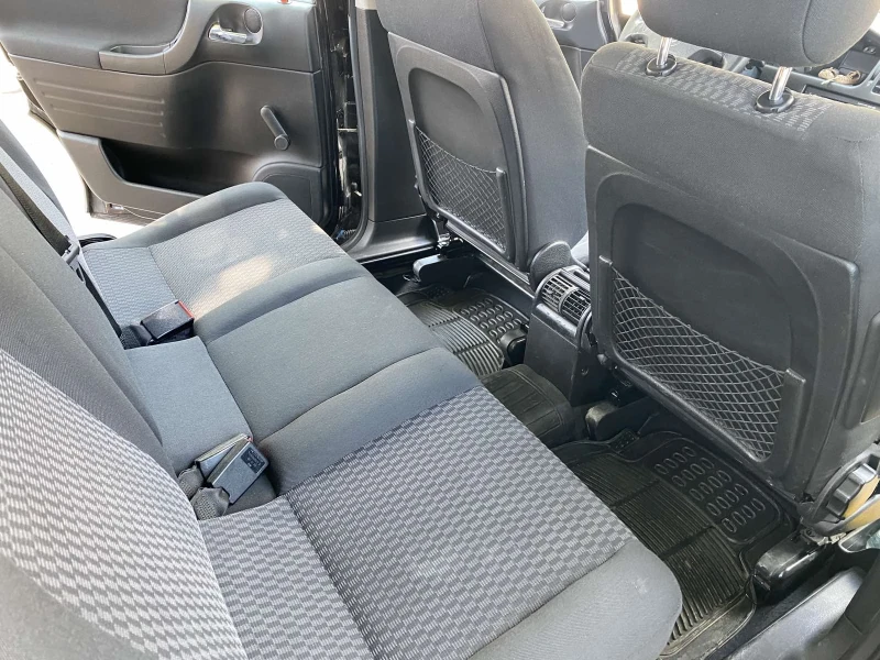 Opel Zafira, снимка 4 - Автомобили и джипове - 52598927