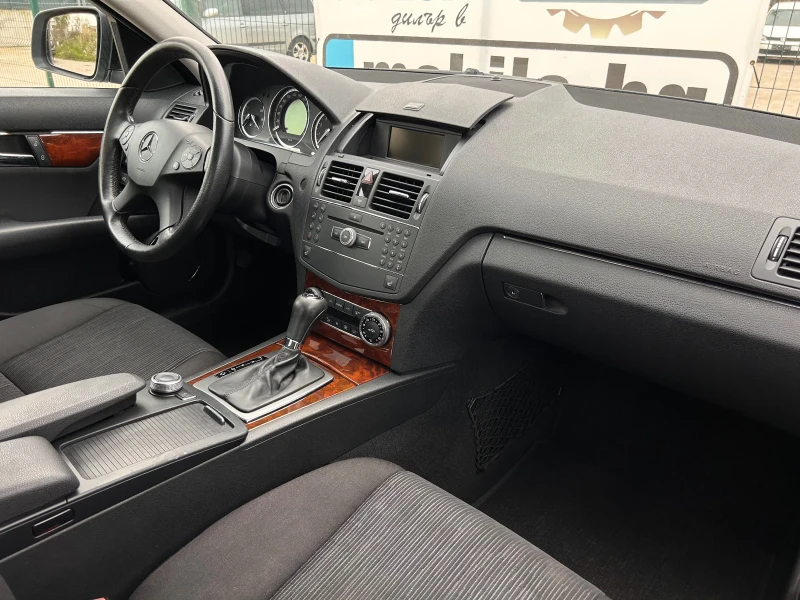Mercedes-Benz C 200, снимка 13 - Автомобили и джипове - 52544651
