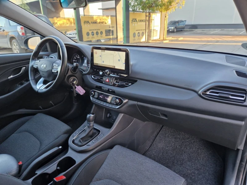 Hyundai I30 Mild-Hibrid, Автоматик , снимка 12 - Автомобили и джипове - 52741874