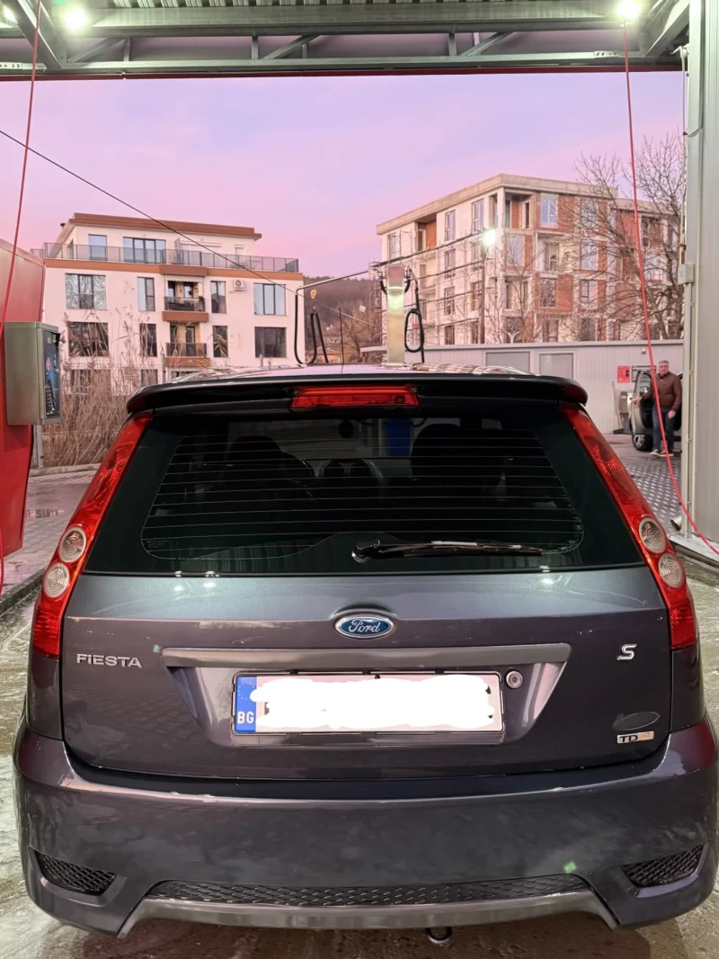 Ford Fiesta 1.6 tdci, снимка 7 - Автомобили и джипове - 52866077