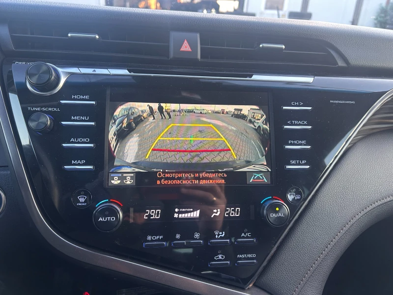 Toyota Camry 2.5HYBRID AVTOMAT/NAVI/KOJA/KAMERA EURO 6, снимка 14 - Автомобили и джипове - 53077500