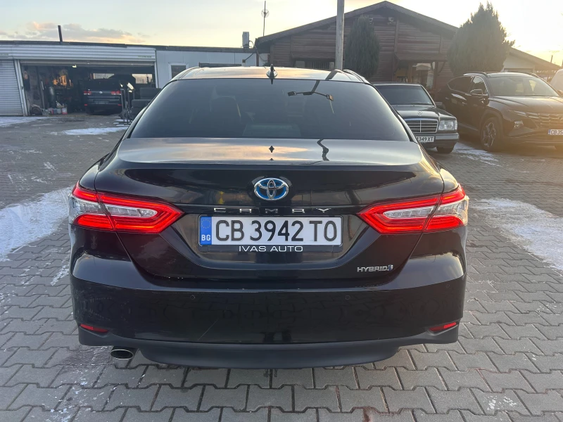 Toyota Camry 2.5HYBRID AVTOMAT/NAVI/KOJA/KAMERA EURO 6, снимка 7 - Автомобили и джипове - 53077500