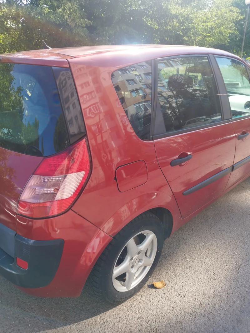 Renault Scenic, снимка 2 - Автомобили и джипове - 53128793