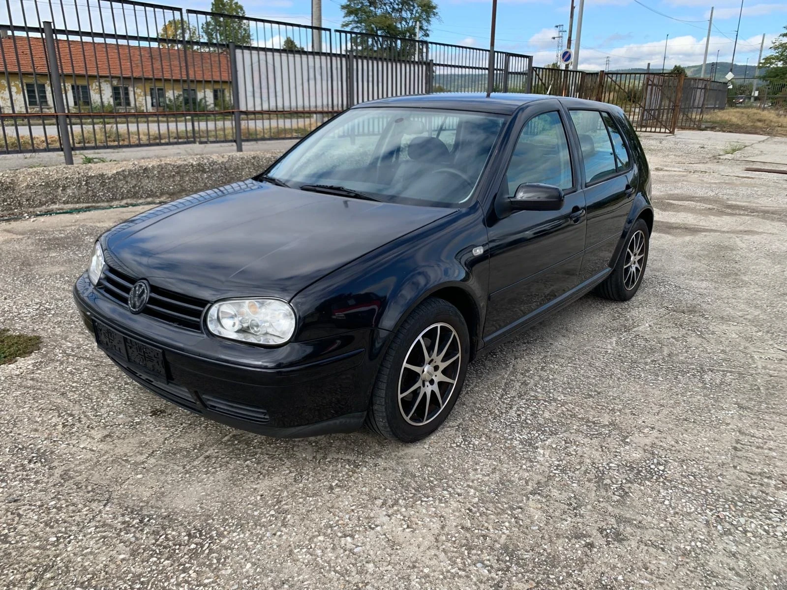 VW Golf 1.9 TDI 85 kW Кожа Климатроник Печка, снимка 1