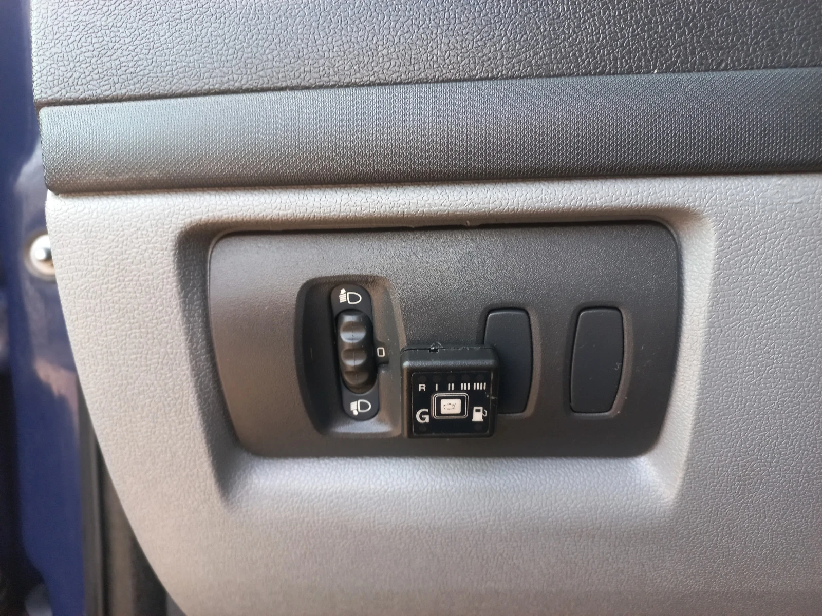 Renault Clio 1.2i   75ps.  | Mobile.bg — изображение 16