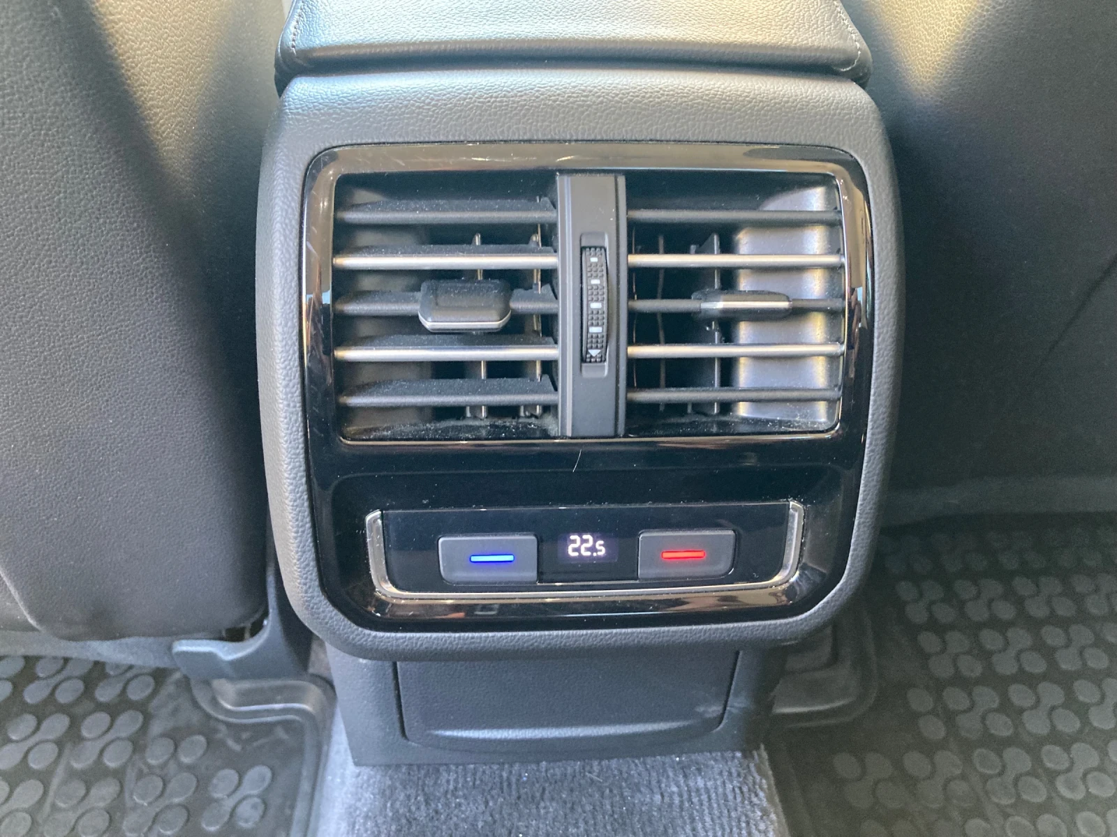 VW Passat 2.0TDI-150k.c. Highline /EURO6/ | Mobile.bg — изображение 15