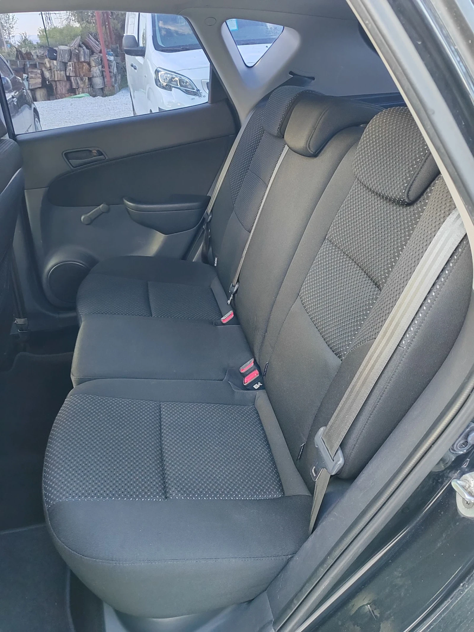 Hyundai I30 1.4, 105к.с. - изображение 8