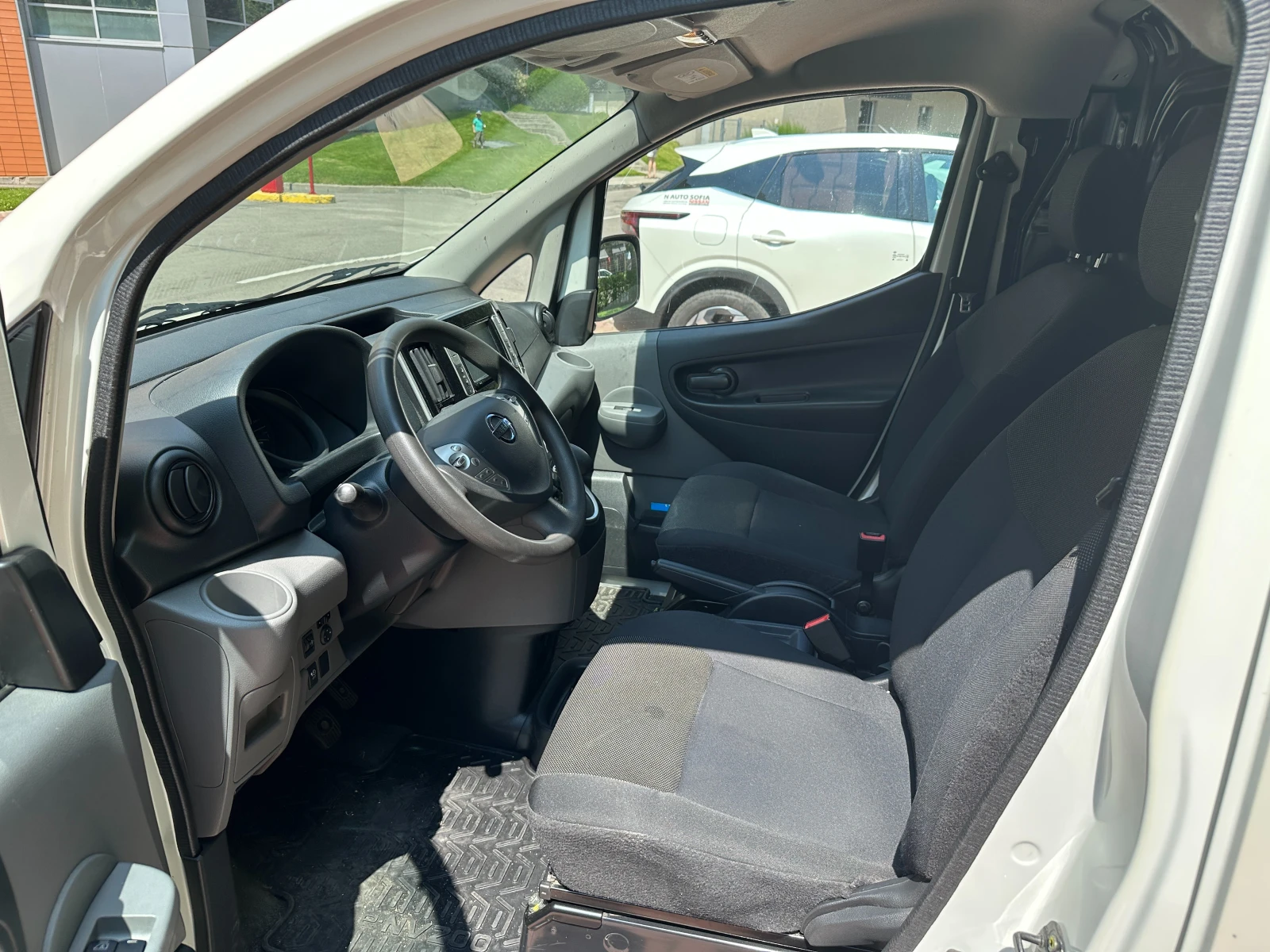 Nissan e-NV200  - изображение 8