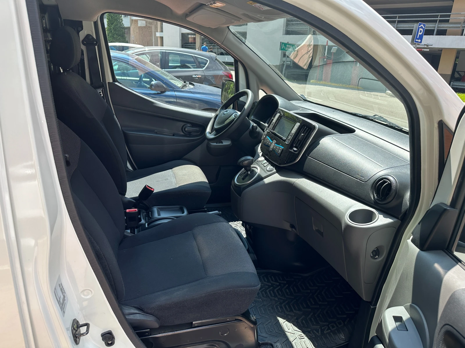 Nissan e-NV200  - изображение 6