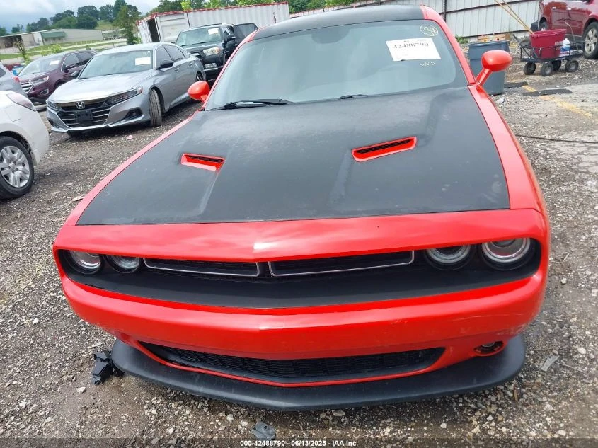 Dodge Challenger 2018 DODGE CHALLENGER RT SCAT PACK - изображение 2