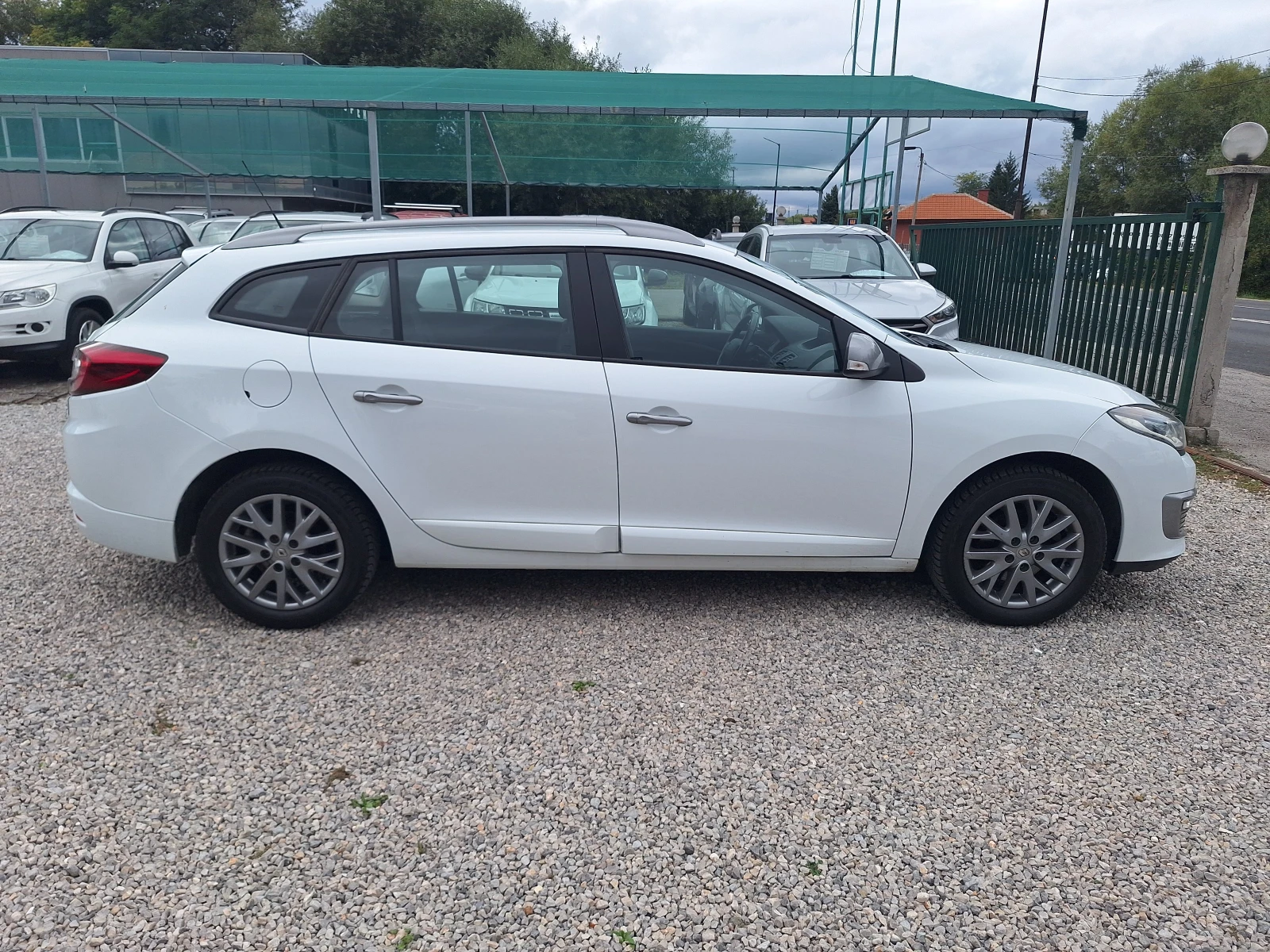 Renault Megane 1.5 dci 110ks Navigacia! - изображение 2