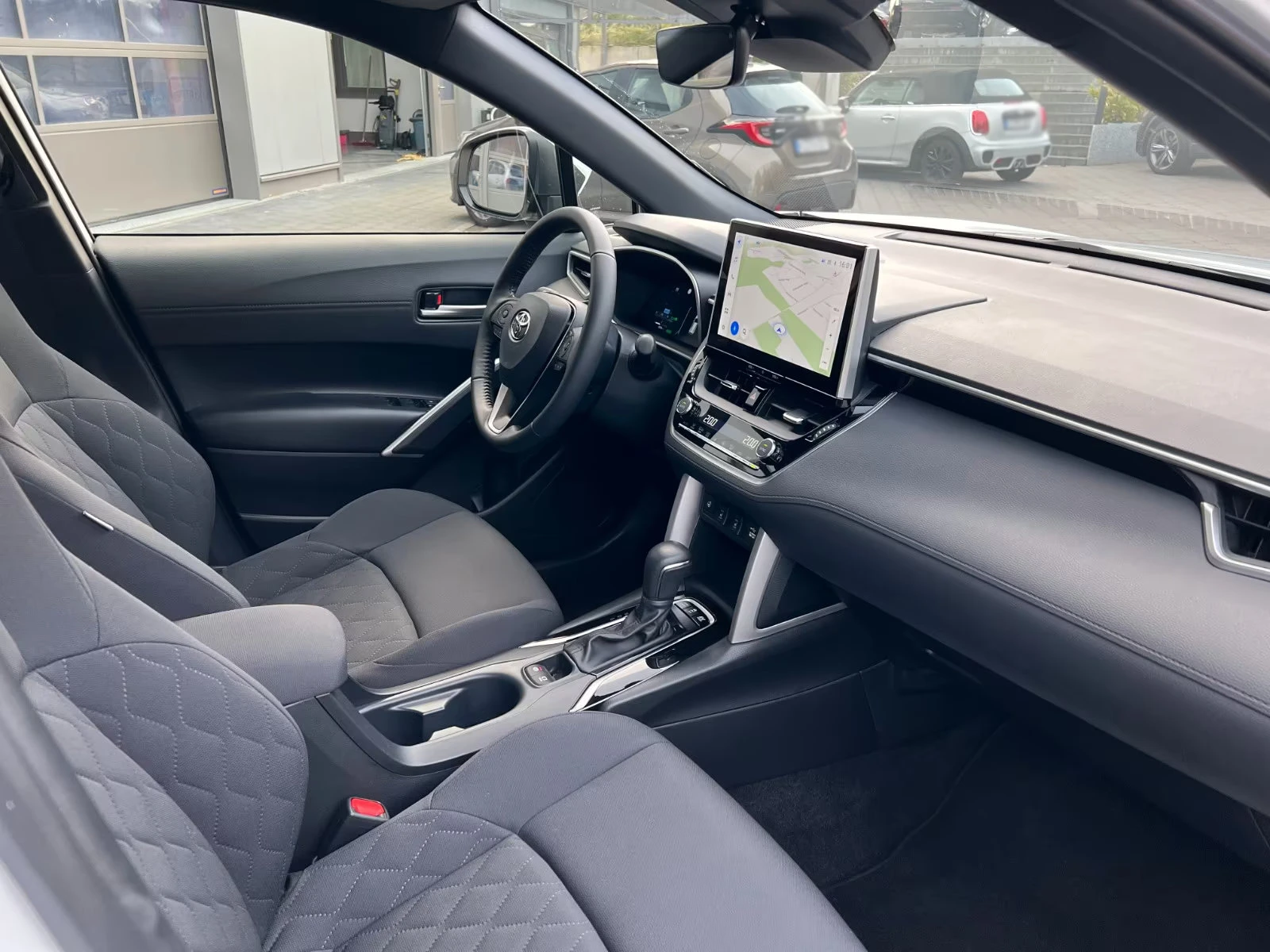 Toyota Corolla Cross 1.8/STYLE/140HP/ACC/CARPLAY/AMBI/KLESS/LED/853f | Mobile.bg   15