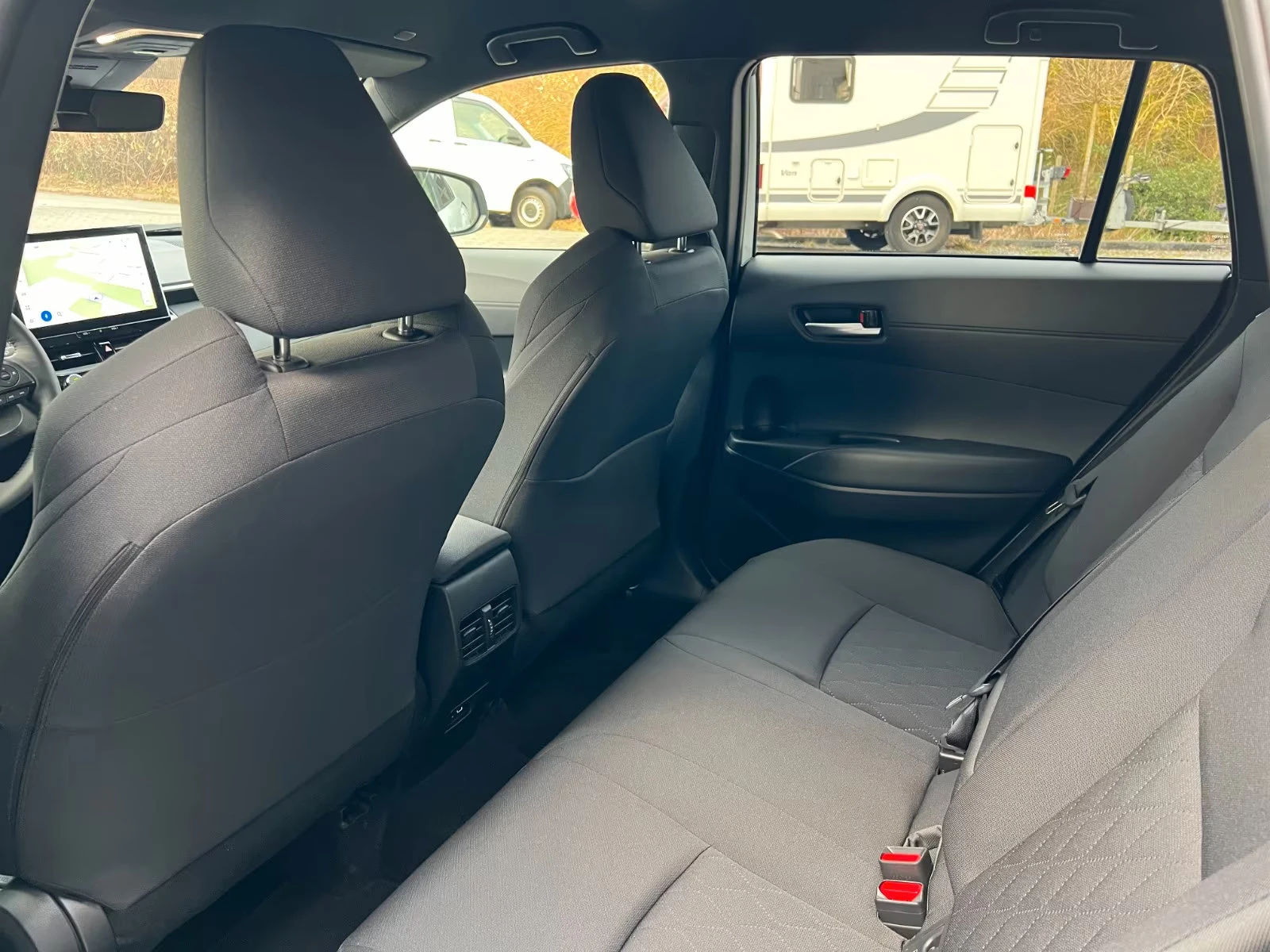 Toyota Corolla Cross 1.8/STYLE/140HP/ACC/CARPLAY/AMBI/KLESS/LED/853f | Mobile.bg   16