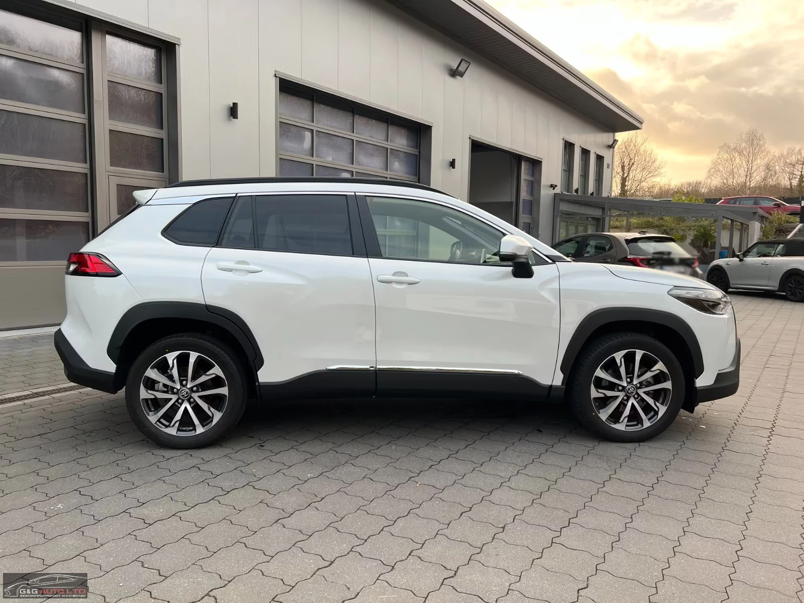 Toyota Corolla Cross 1.8/STYLE/140HP/ACC/CARPLAY/AMBI/KLESS/LED/853f | Mobile.bg   6