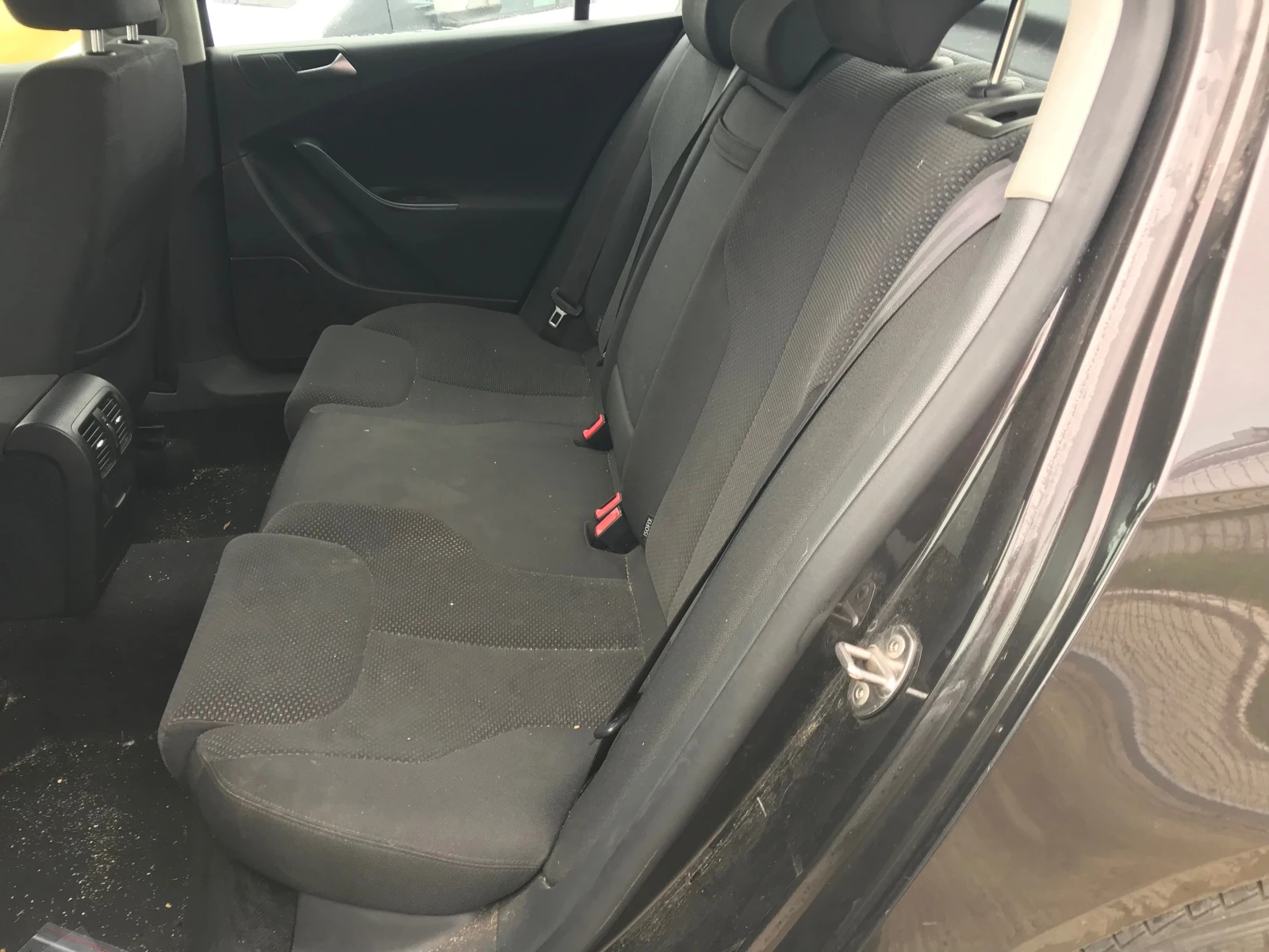 VW Passat 1.6tdi-105kc.-5ck. | Mobile.bg   12