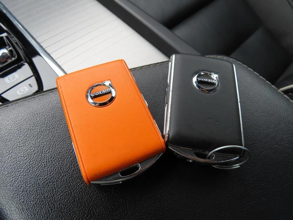 Volvo S60 T6 AWD R-DESIGN DIGITAL//RECARO | Mobile.bg   11