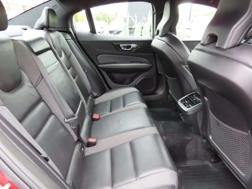 Volvo S60 T6 AWD R-DESIGN DIGITAL//RECARO | Mobile.bg   13