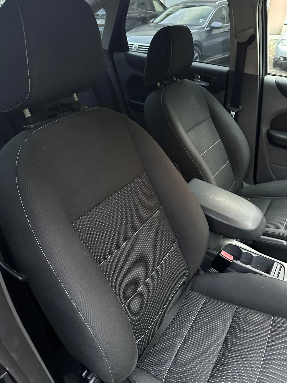 Ford Focus 1.8 Duratec Titanium -  ! | Mobile.bg   8