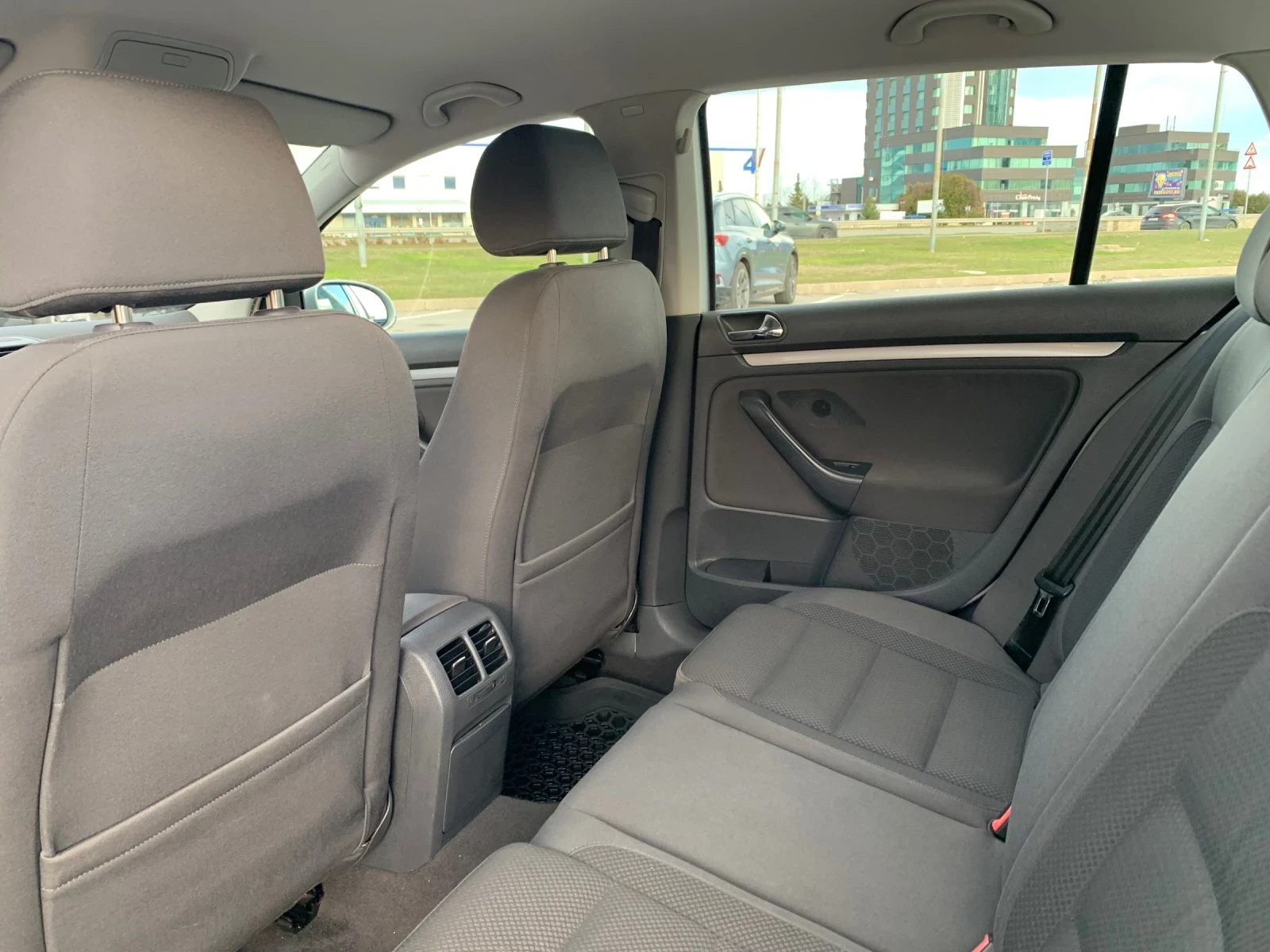 VW Golf | Mobile.bg � ����������� 12