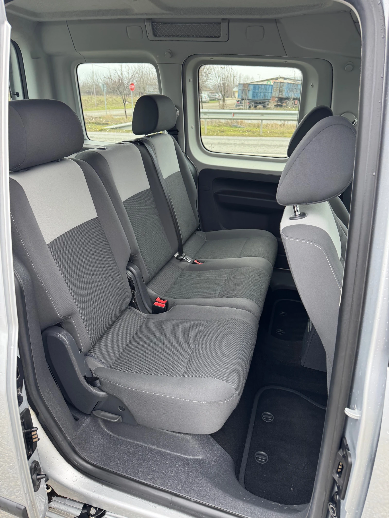 VW Caddy 2.0TDI* 140кс* Климатик* Германия*  - изображение 8