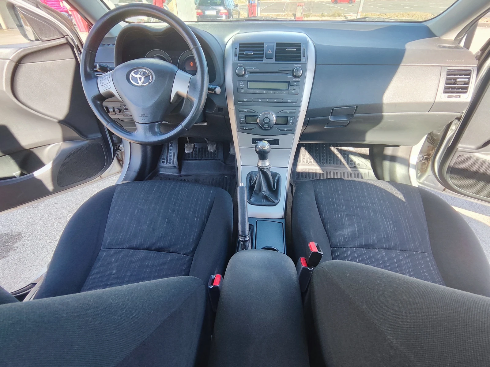 Toyota Corolla  - изображение 7