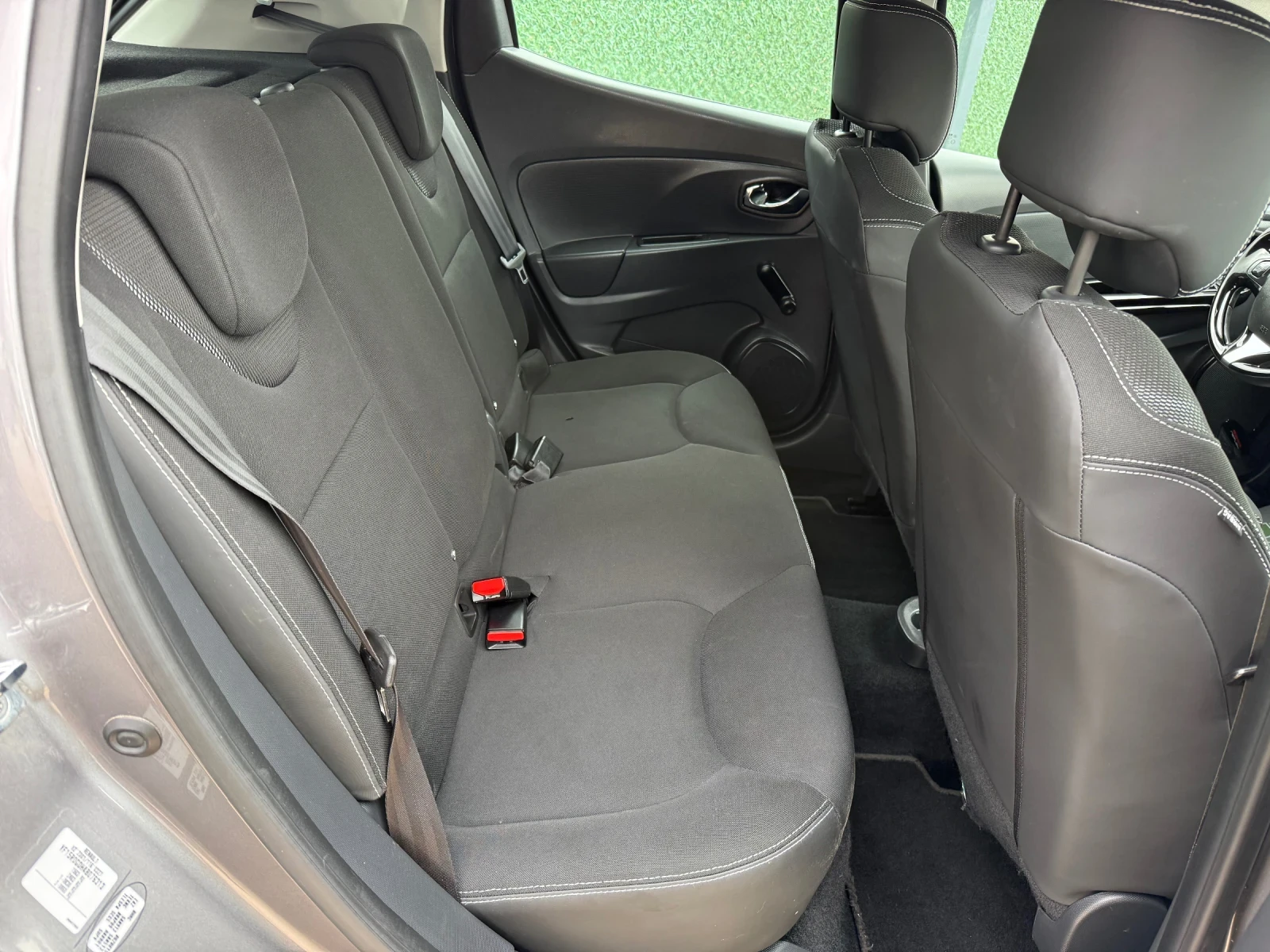 Renault Clio 1.2i* 75h.p* 2012�.* EURO5* 170000�� | Mobile.bg � ����������� 12