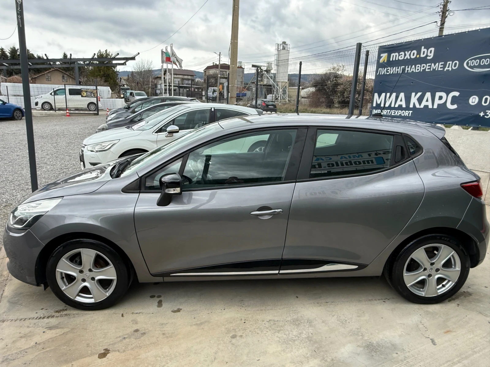 Renault Clio 1.2i* 75h.p* 2012�.* EURO5* 170000�� | Mobile.bg � ����������� 2