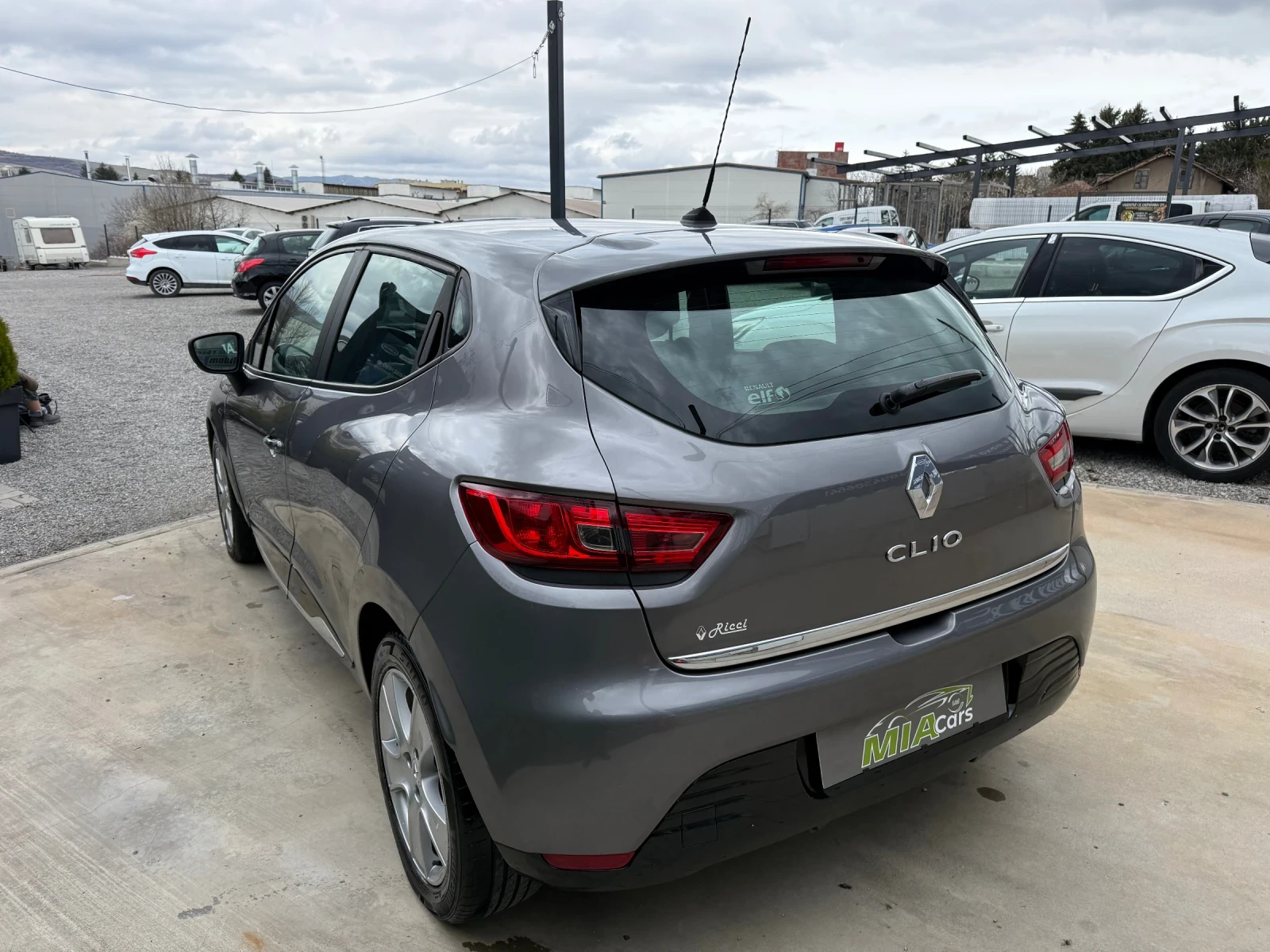 Renault Clio 1.2i* 75h.p* 2012�.* EURO5* 170000�� | Mobile.bg � ����������� 3