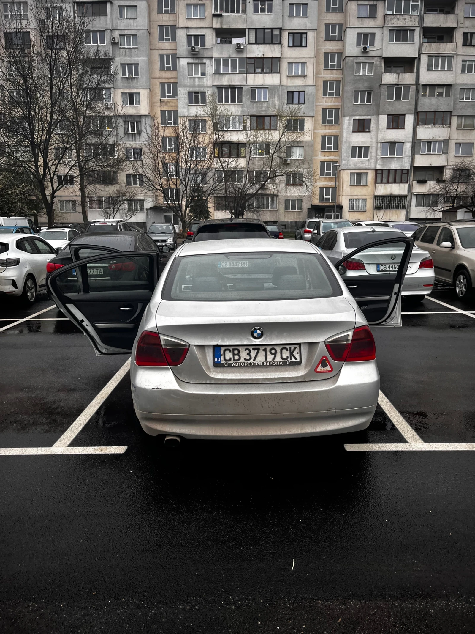 BMW 320, снимка 9 - Автомобили и джипове - 54058034