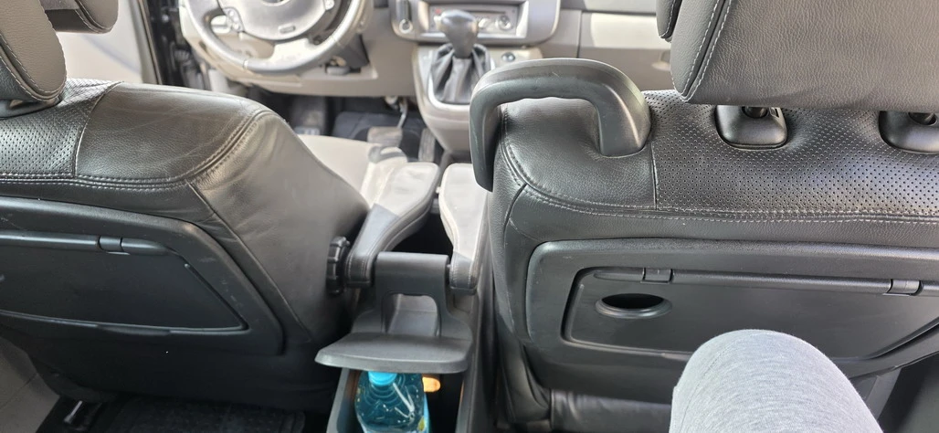 Renault Scenic, снимка 12 - Автомобили и джипове - 54178175