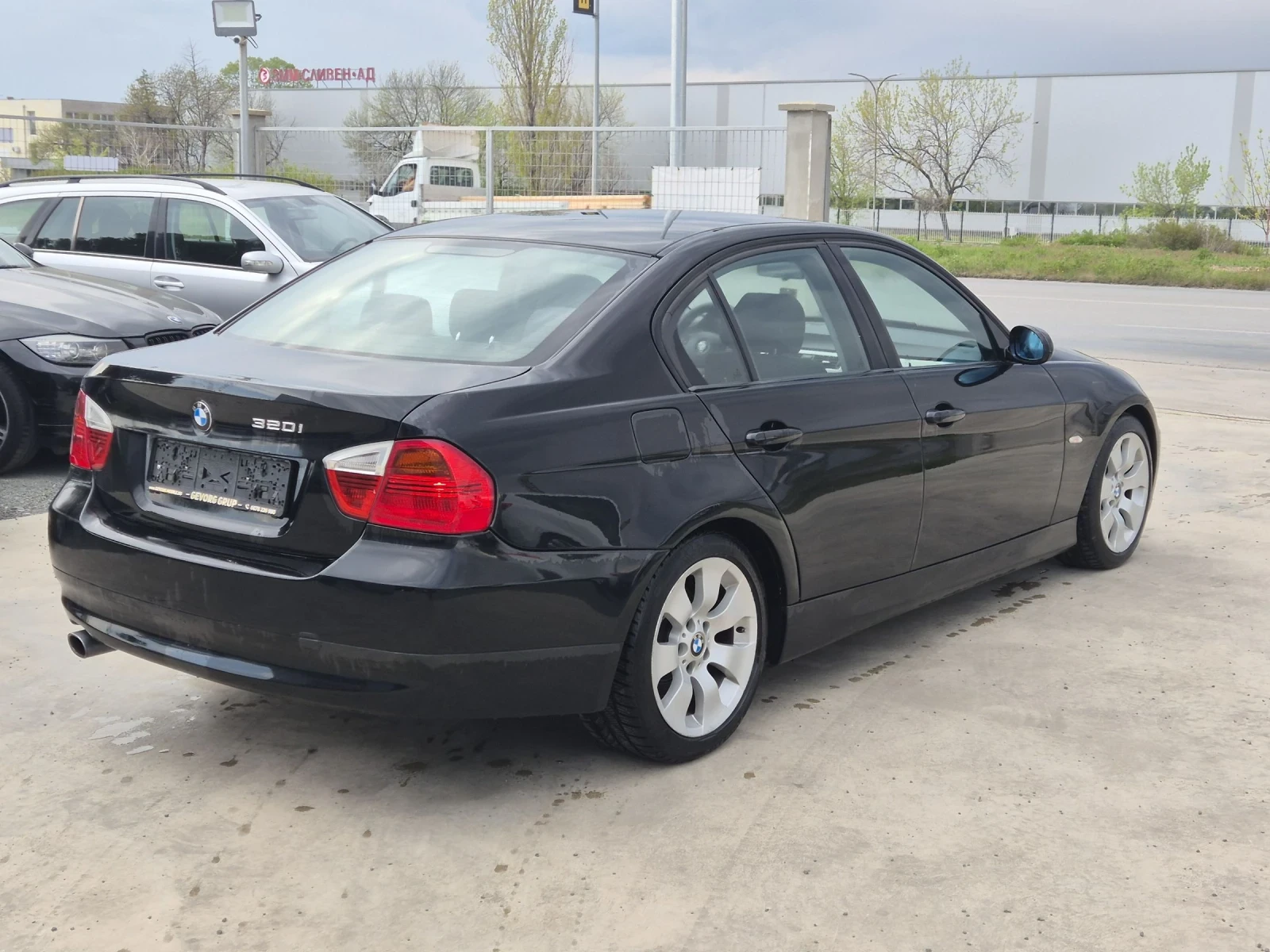 BMW 320 i Ръчка - лизинг без първоначална вноска, снимка 5 - Автомобили и джипове - 54258863