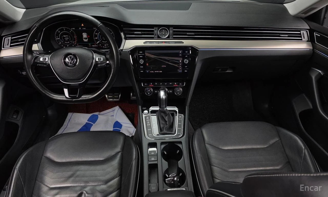 VW Arteon 2.0 TDI Prestige* Fender* Head-up* 360CAM* ПОДГРЕВ, снимка 8 - Автомобили и джипове - 54633312