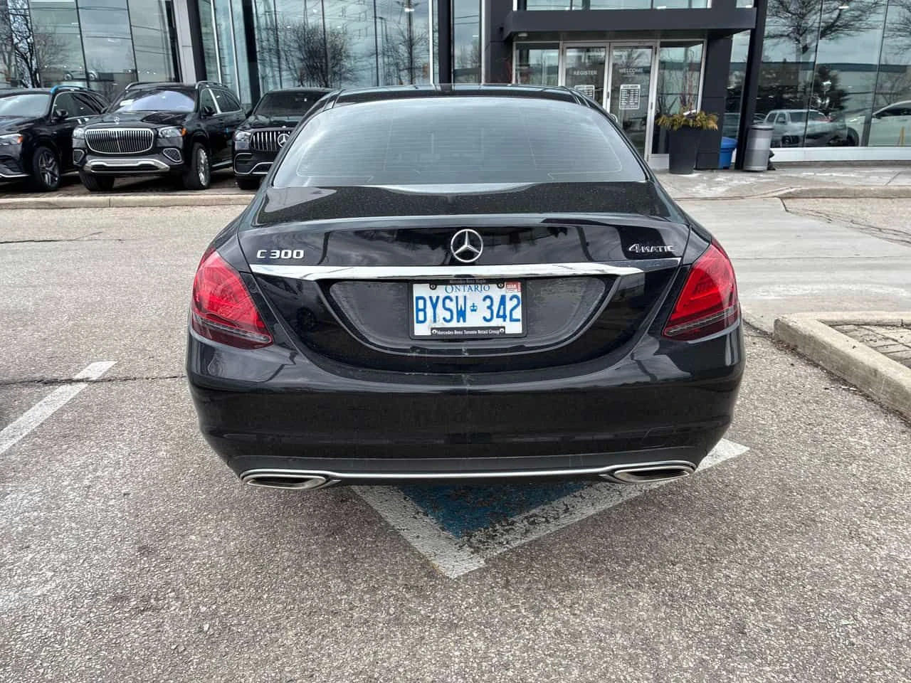 Mercedes-Benz C 300 * CARFAX * ЦЕНА ДО БГ, снимка 4 - Автомобили и джипове - 54980990