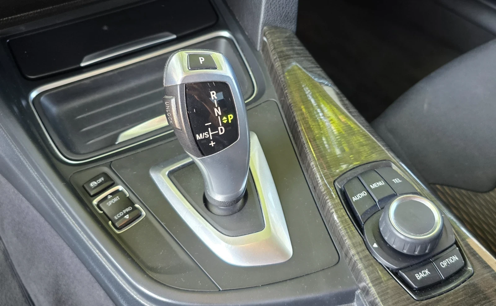 BMW 320 2.0d 184к.с., снимка 8 - Автомобили и джипове - 55239522
