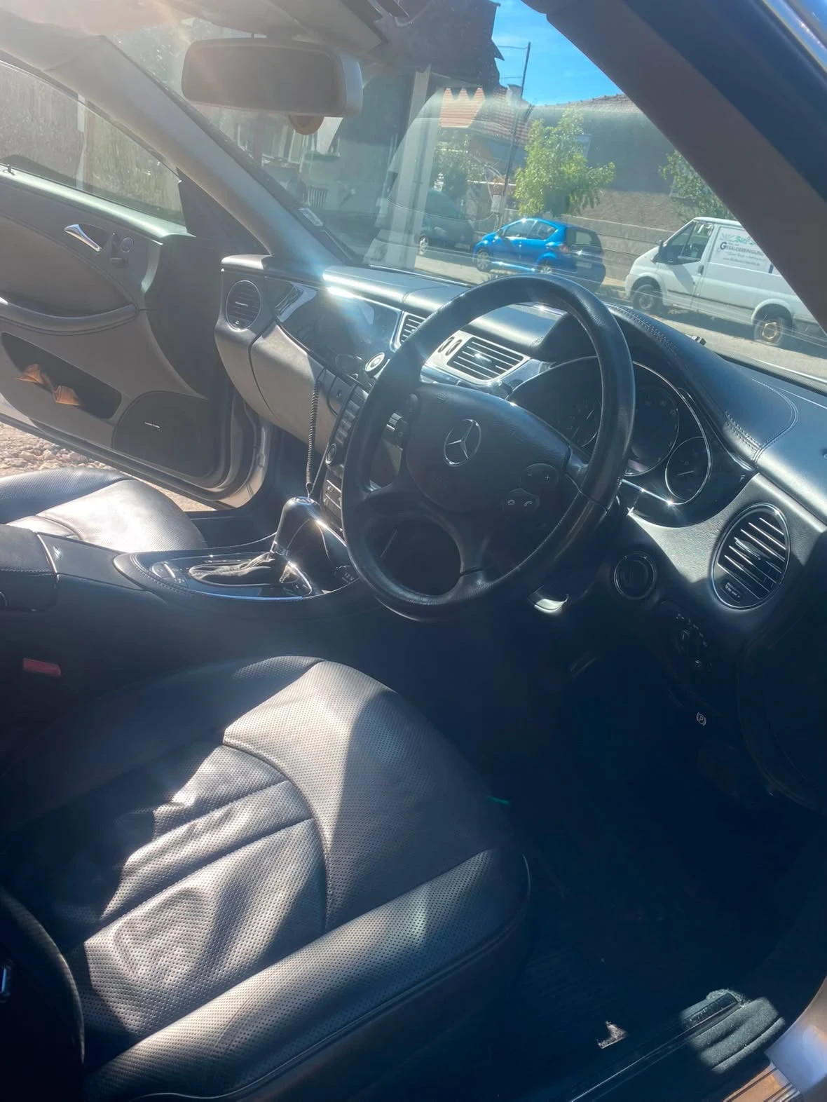 Mercedes-Benz CLS 500 Десен волан, снимка 5 - Автомобили и джипове - 55348882
