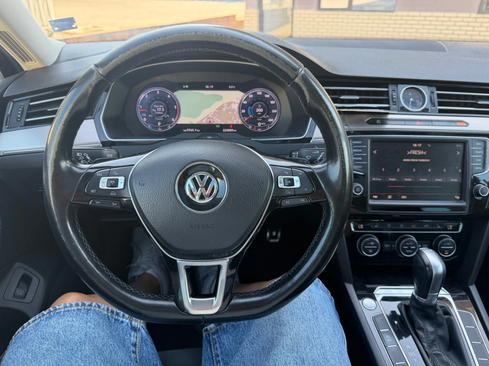 VW Passat 2.0 TDI 150, снимка 12 - Автомобили и джипове - 55499385