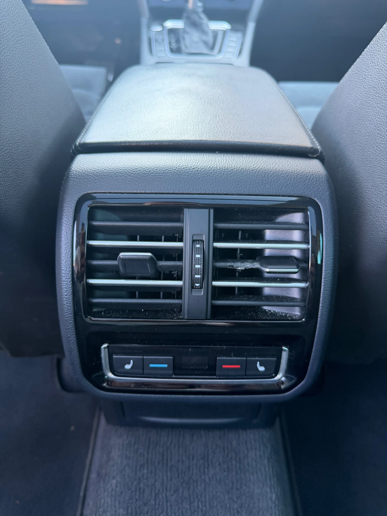 VW Passat 2.0 TDI 150, снимка 9 - Автомобили и джипове - 55499385